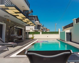 Fethiye Ölüdeniz'de Geniş Ailelere Uygun, Özel Havuzlu, Konforlu Villa - 2