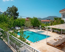Fethiye Ölüdeniz'de Geniş Ailelere Uygun, Özel Havuzlu, Merkezi Villa - 3