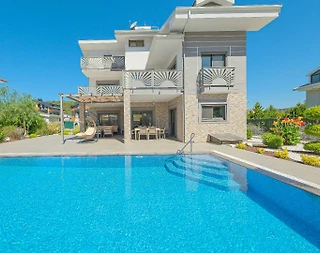 Fethiye Ölüdeniz'de Geniş Ailelere Uygun, Özel Havuzlu, Modern Villa - 2