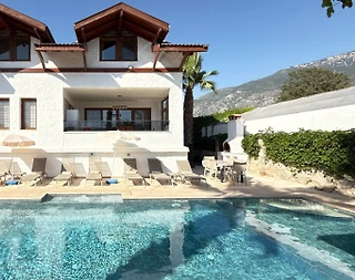 Fethiye Ölüdeniz'de Geniş Ailelere Uygun, Özel Havuzlu, Nezih Villa - 3