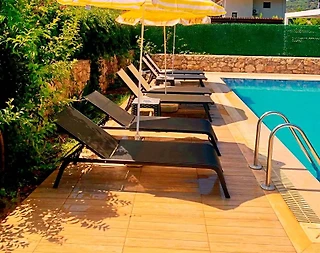 Fethiye Ölüdeniz'de Geniş Ailelere Uygun, Özel Havuzlu, Otantik Villa - 4