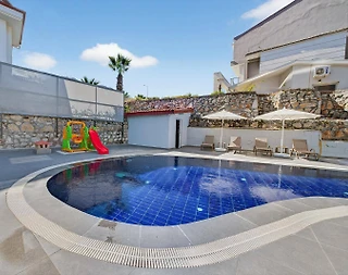 Fethiye Ölüdeniz'de Geniş Alanlara Sahip, Özel Havuzlu, 4+1 Villa - 5