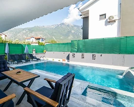 Fethiye Ölüdeniz'de Geniş Alanlara Sahip, Özel Havuzlu, Kiralık Villa - 2