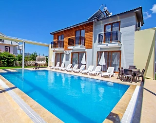 Fethiye Ölüdeniz'de Geniş Bahçeli, Özel Havuzlu, 8 Kişilik Villa - 1