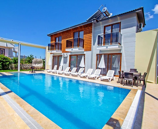 Fethiye Ölüdeniz'de Geniş Bahçeli, Özel Havuzlu, 8 Kişilik Villa - 1