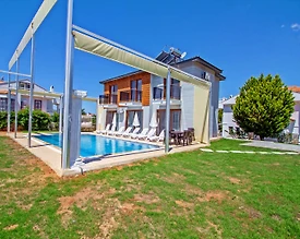 Fethiye Ölüdeniz'de Geniş Bahçeli, Özel Havuzlu, 8 Kişilik Villa - 2