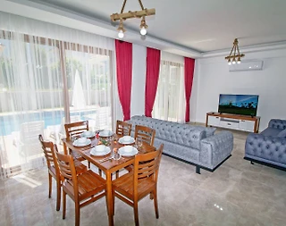 Fethiye Ölüdeniz'de Geniş Bahçeli, Özel Havuzlu, 8 Kişilik Villa - 5
