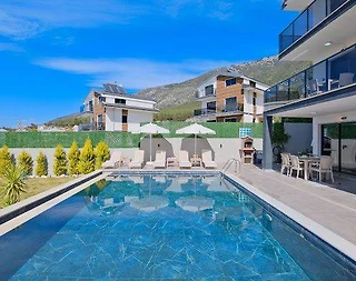 Fethiye Ölüdeniz'de Geniş Bahçeli, Özel Havuzlu, Hamamlı Villa - 5