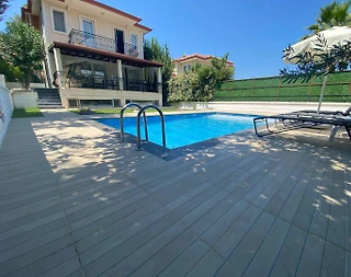 Fethiye Ölüdeniz'de Geniş Verandalı, Özel Havuzlu, Konforlu Villa - 2
