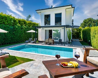 Fethiye Ölüdeniz'de Huzurlu Doğada, Özel Havuzlu, 4 Kişilik Villa - 1