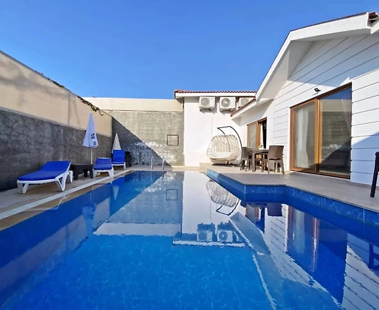 Fethiye Ölüdeniz'de Huzurlu Doğada, Özel Havuzlu, Jakuzili Villa - 1