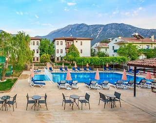 Fethiye Ölüdeniz'de Kahvaltı Dahil, Ortak Havuzlu, 1+1 Suit - 1