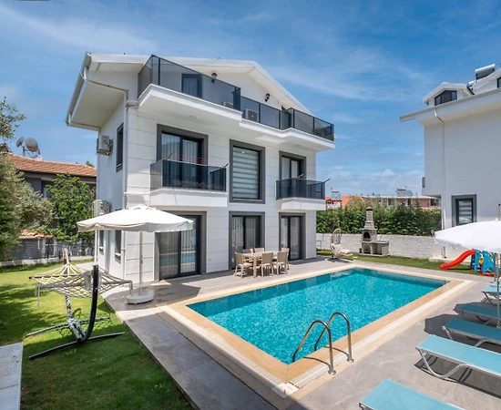 Fethiye Ölüdeniz'de Kalabalık Ailelere Uygun, Özel Havuzlu, 4+1 Villa - 1