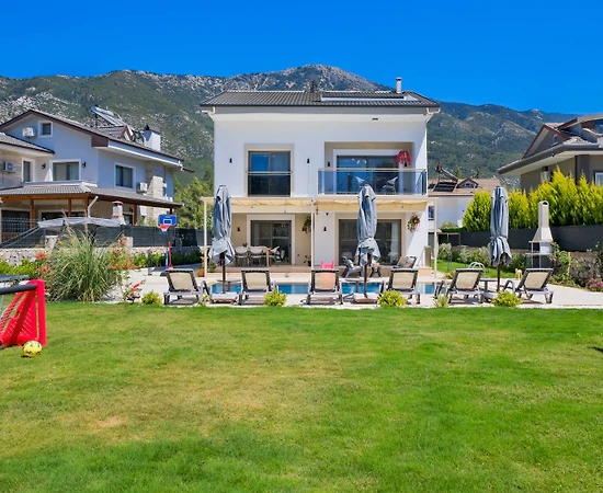 Fethiye Ölüdeniz'de Kalabalık Ailelere Uygun, Özel Havuzlu, 4+1 Villa - 1