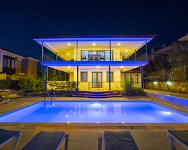 Fethiye Ölüdeniz'de Kalabalık Ailelere Uygun, Özel Havuzlu, 5+1 Villa - 2