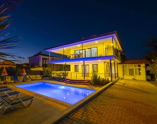 Fethiye Ölüdeniz'de Kalabalık Ailelere Uygun, Özel Havuzlu, 5+1 Villa - 4