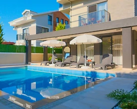 Fethiye Ölüdeniz'de Kalabalık Ailelere Uygun, Özel Havuzlu, 5+1 Villa - 3