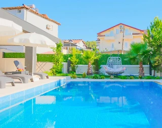 Fethiye Ölüdeniz'de Kalabalık Ailelere Uygun, Özel Havuzlu, 5+1 Villa - 4