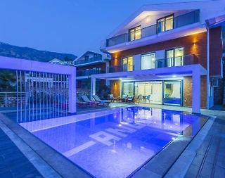 Fethiye Ölüdeniz'de Kalabalık Ailelere Uygun, Özel Havuzlu, Lüks Villa - 2