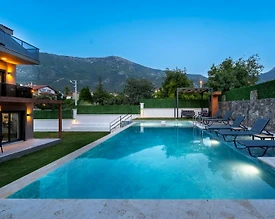 Fethiye Ölüdeniz'de Kalabalık Ailelere Uygun, Özel Havuzlu, Lüks Villa - 2