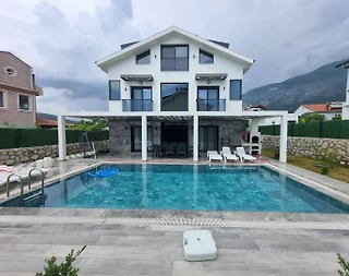 Fethiye Ölüdeniz'de Kalabalık Ailelere Uygun, Özel Havuzlu, Lüks Villa - 1