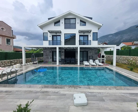 Fethiye Ölüdeniz'de Kalabalık Ailelere Uygun, Özel Havuzlu, Lüks Villa - 1