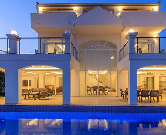 Fethiye Ölüdeniz'de Kalabalık Ailelere Uygun, Özel Havuzlu, Modern Villa - 1