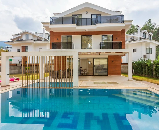 Fethiye Ölüdeniz'de Büyük Ailelere Uygun, Özel Havuzlu, Nezih Villa - 1