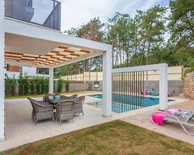 Fethiye Ölüdeniz'de Büyük Ailelere Uygun, Özel Havuzlu, Nezih Villa - 3