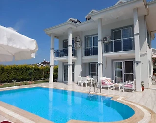 Fethiye Ölüdeniz'de Kalabalık Ailelere Uygun, Özel Havuzlu, Kiralık Villa - 1