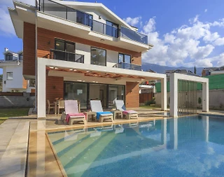 Fethiye Ölüdeniz'de Kalabalık Ailelere Uygun, Özel Havuzlu, Kiralık Villa - 2