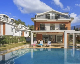 Fethiye Ölüdeniz'de Kalabalık Ailelere Uygun, Özel Havuzlu, Kiralık Villa - 3