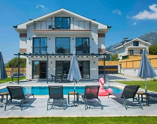 Fethiye Ölüdeniz'de Huzur Dolu Doğada, Özel Havuzlu, Lüks Villa - 1