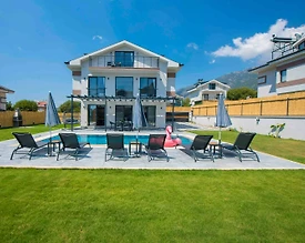 Fethiye Ölüdeniz'de Huzur Dolu Doğada, Özel Havuzlu, Lüks Villa - 3