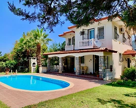 Fethiye Ölüdeniz'de Merkezi Konumda, Özel Havuzlu, 3+1 Villa - 3