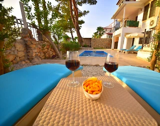 Fethiye Ölüdeniz'de Merkezi Konumda, Özel Havuzlu, 4 Kişilik Villa - 3