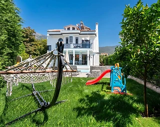 Fethiye Ölüdeniz'de Merkezi Konumda, Özel Havuzlu, 8 Kişilik Villa - 5