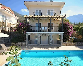 Fethiye Ölüdeniz'de Merkezi Konumda, Özel Havuzlu, 8 Kişilik Villa - 2
