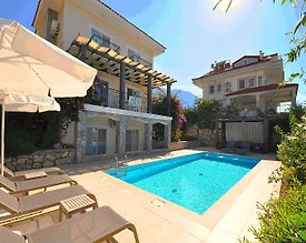 Fethiye Ölüdeniz'de Merkezi Konumda, Özel Havuzlu, 8 Kişilik Villa - 3