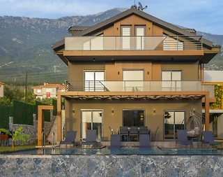 Fethiye Ölüdeniz'de Merkezi Konumda, Özel Havuzlu, 8 Kişilik Villa - 2