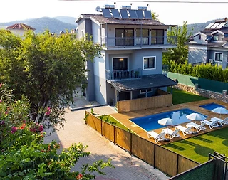 Fethiye Ölüdeniz'de Merkezi Konumda, Özel Havuzlu, Konforlu Villa - 3