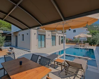 Fethiye Ölüdeniz'de Merkezi Konumda, Özel Havuzlu, Konforlu Villa - 4