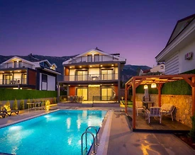 Fethiye Ölüdeniz'de Merkezi Konumda, Özel Havuzlu, Lüks Kiralık Villa - 3