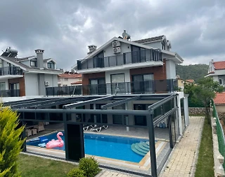 Fethiye Ölüdeniz'de Merkezi Konumda, Özel Havuzlu, Lüks Villa - 1