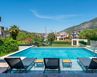 Fethiye Ölüdeniz'de Merkezi Konumda, Özel Havuzlu, Merkezi Villa - 5