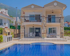 Fethiye Ölüdeniz'de Merkezi Konumda, Özel Havuzlu, Modern Villa - 2