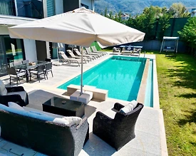 Fethiye Ölüdeniz'de Merkezi Konumda, Özel Havuzlu, Olanaklı Villa - 3