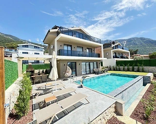 Fethiye Ölüdeniz'de Modern Mimarili, Özel Havuzlu, İkiz Villa - 4