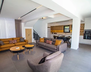 Fethiye Ölüdeniz'de Modern Tasarımlı, Özel Havuzlu, 8 Kişilik Villa - 4