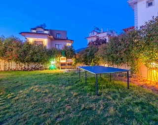 Fethiye Ölüdeniz'de Modern Tasarımlı, Özel Havuzlu, Bahçeli Villa - 4
